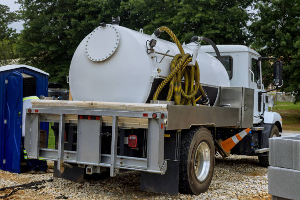 Best Luxury portable toilet rental  in Rib Mountain, WI